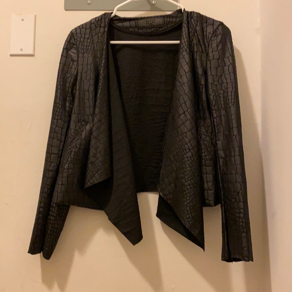 Blank NYC Faux leather croc print jacket EUC!